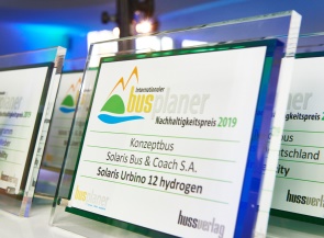 Trade magazine busplaner conferred the Sustainability Award 2019 upon the Urbino 12 hydrogen